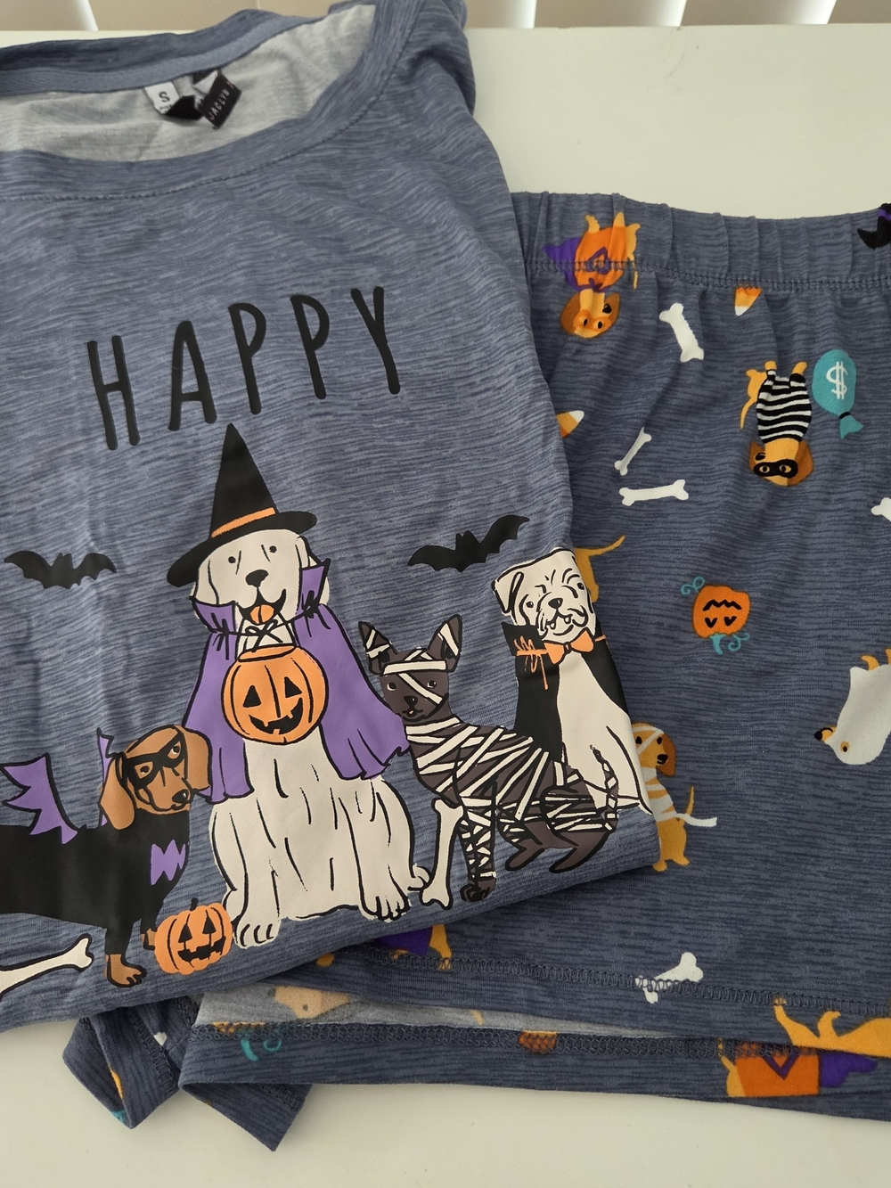 🆕️ Jaclyn Intimates Whisperluxe Halloween Dogs Pajama Set